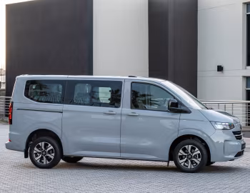 Volkswagen Transporter Kombi [South Africa] (T7) '2025–pr.