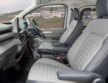 Intérieur Volkswagen Transporter Kombi [South Africa] (T7) '2025–pr.