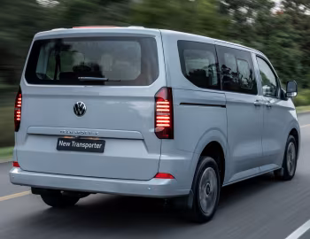 Volkswagen Transporter Kombi [South Africa] (T7) '2025–pr.