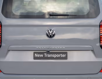 Volkswagen Transporter Kombi [South Africa] (T7) '2025–pr.