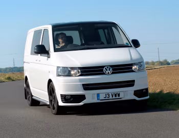 Volkswagen Transporter Combi Sportline [UK-spec] (T5) '2011–15