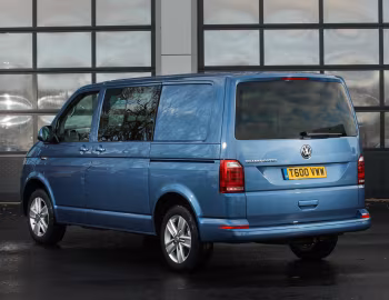 Volkswagen Transporter Kombi [UK-spec] (T6) '2015–19