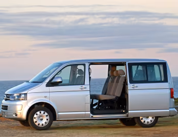 Volkswagen Transporter Kombi [South Africa] (T5) '2009–15