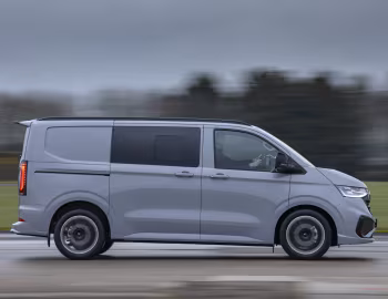 Volkswagen Transporter Sportline [UK-spec] (T7) '2026
