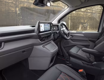 Interior Volkswagen Transporter Sportline [UK-spec] (T7) '2026