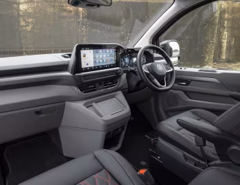 Interior Volkswagen Transporter Sportline [UK-spec] (T7) '2026