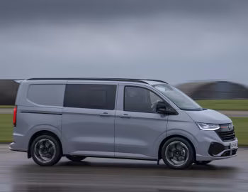 Volkswagen Transporter Sportline [UK-spec] (T7) '2026