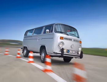 1978 Volkswagen Typ 2 Achtsitzer L "Silberfisch" (T2) '1978–79