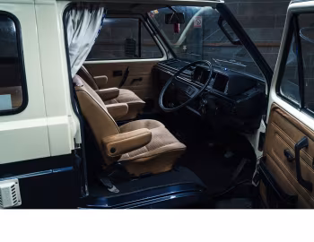 Interior Volkswagen Typ 2 Transporter Camper Van [UK-spec] (T3) '1988–90