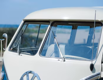 1966 Volkswagen Type 2 Deluxe Samba Microbus [US-spec] (24 #6075376)