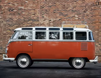 1961 Volkswagen Type 2 Deluxe Samba Microbus [US-spec] (#704734)