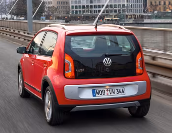 Volkswagen cross up! [Worldwide] '2013–16