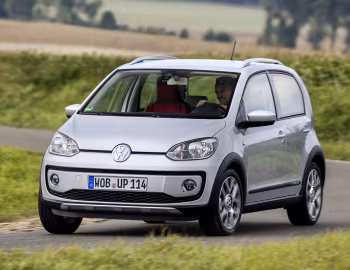 Volkswagen cross up! [Worldwide] '2013–16