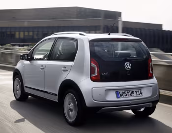 Volkswagen cross up! [Worldwide] '2013–16