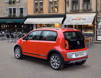 Volkswagen cross up! [Worldwide] '2013–16