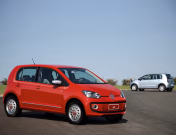 Volkswagen red up! 5-door [Brazil] '2014–17