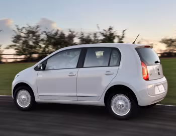 Volkswagen white up! 5-door [Brazil] '2014–17