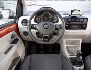 Panel frontal Volkswagen up! 5-door [Worldwide] '2016–pr.