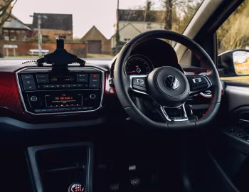 Panel frontal Volkswagen up! GTI [UK-spec] '2020–pr.