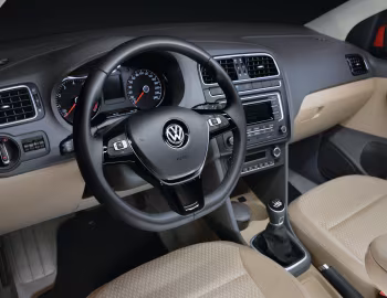 Интерьер Volkswagen Vento [Mexico] '2015–19