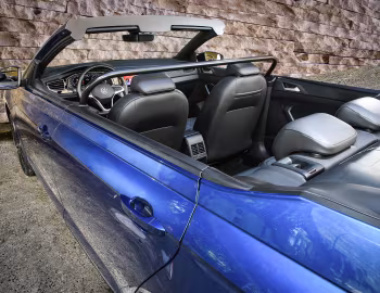 Interior Volkswagen Virtus Cabrio '02.2024