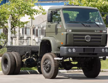 Volkswagen Worker 15-210 4×4 Militar '2015