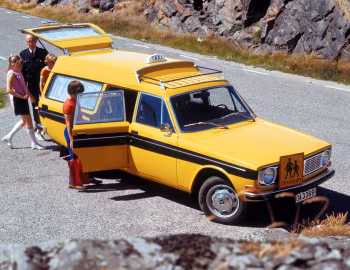 1972 Volvo 145 Express School Taxi '1971–72