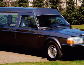 1983–84 Volvo 240 Bestattungswagen [Germany] (P245)
