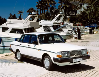 Volvo 240 GL [Worldwide] (P244) '1984–93