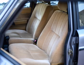 Interior Volvo 240 GLE [Japan] (P244) '1988–93