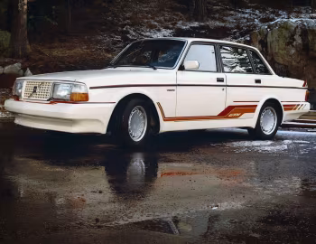 Volvo 240 Series '1974–05.1993