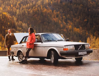 1983–84 Volvo 240 Turbo [Worldwide] (P244) '1982–84