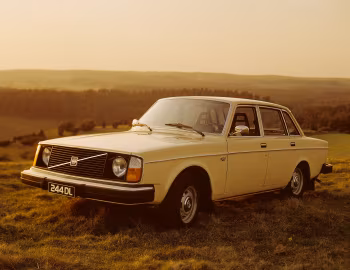 1975–77 Volvo 244 DL [Worldwide] (P244) '1974–77