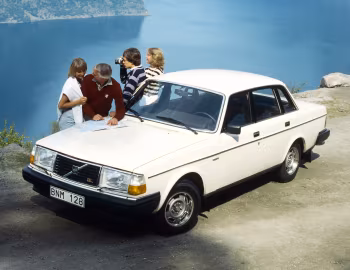1981–82 Volvo 244 GL [Worldwide] (P244) '1980–82