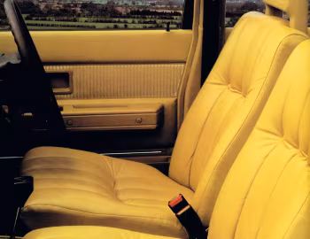 Intérieur 1980 Volvo 244 GLE [Japan] (P244)