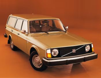 1975–77 Volvo 245 DL [Worldwide] (P245)