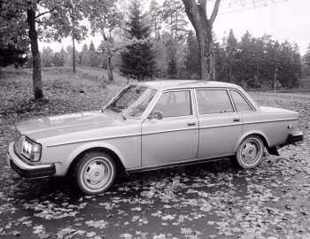1976–80 Volvo 264 GL [US-spec] '1975–80