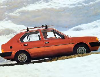 Volvo 340 DL 5-door '1982–84