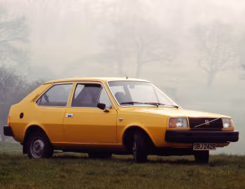 Volvo 343 DL [UK-spec] '1976–81