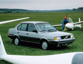 Volvo 360 GLT Sedan '1985–90