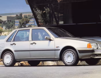 Volvo 460 [Worldwide] '1988–93