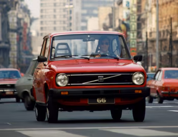 Volvo 66 DL 2-door [Worldwide] '1977–79