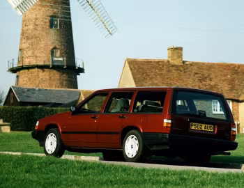 Volvo 940 Kombi [UK-spec] '1991–98
