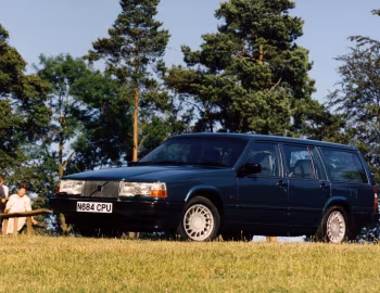 Volvo 940 Kombi [UK-spec] '1991–98