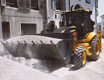 Volvo BL61 '2004–11