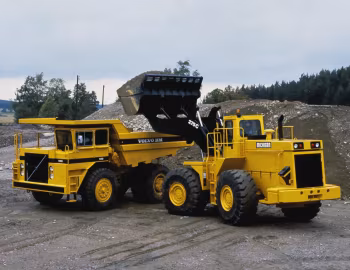 Volvo BM 540, Michigan 275C