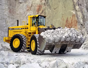 Volvo BM L330C '1995–97