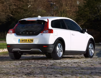 Volvo C30 1.6D DRIVe [UK-spec] '01–10.2009