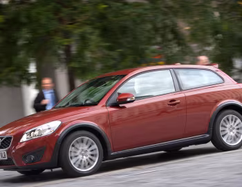 Volvo C30 D4 [UK-spec] '2010–13