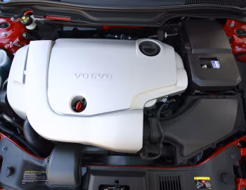 Sous la capuche Volvo C30 D5 [Australia] '2007–09
